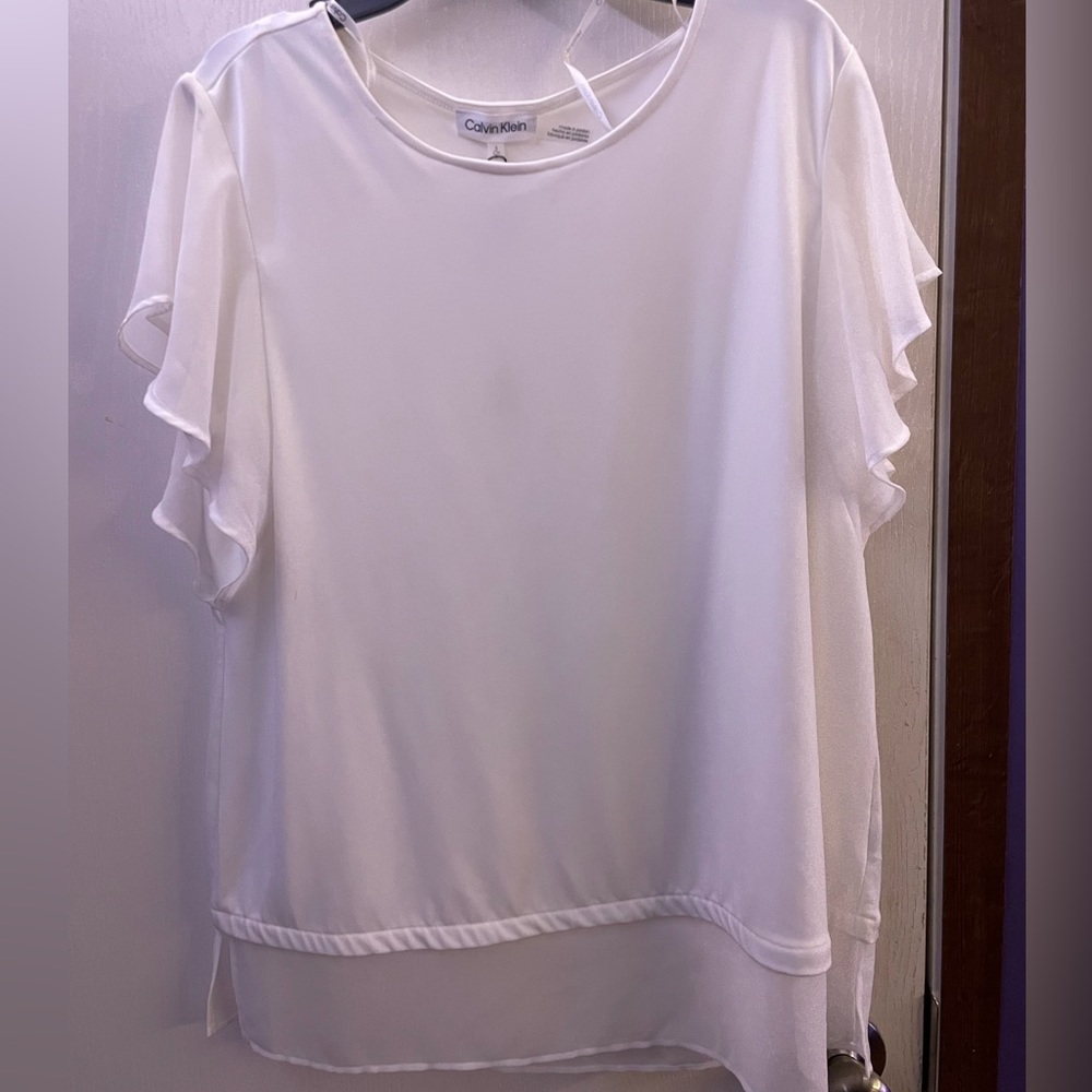 Never worn White Calvin Klein business casual Tee